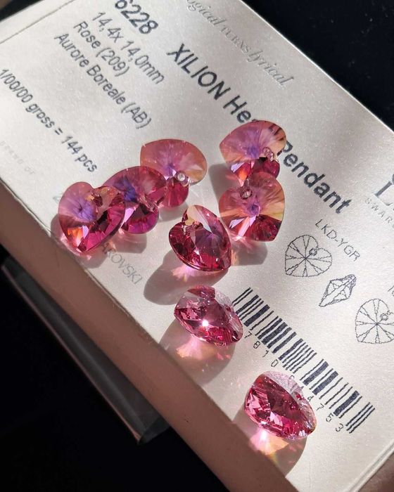 Swarovski Elements кристални сърца