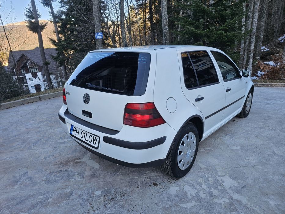 Volkswagen Golf 1.6i Automat