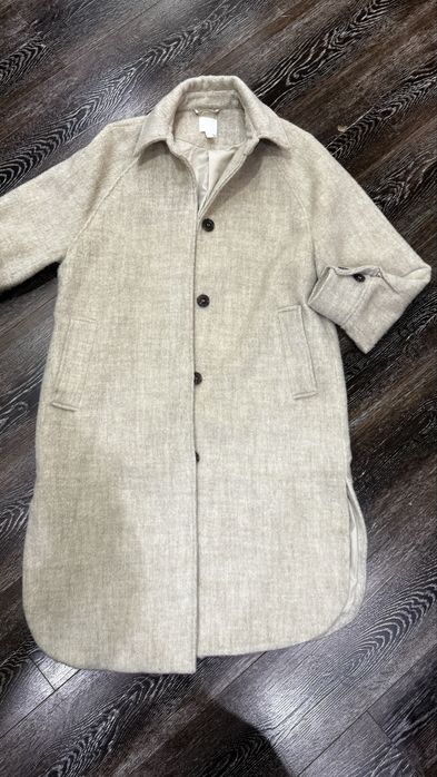 Пальто светлое H&M