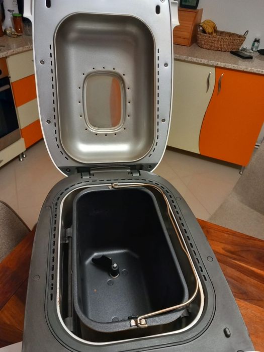 Masina de copt paine