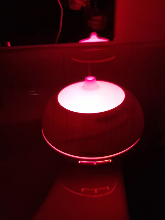 Umidificator rgb,cu boxa integrata Bluetooth