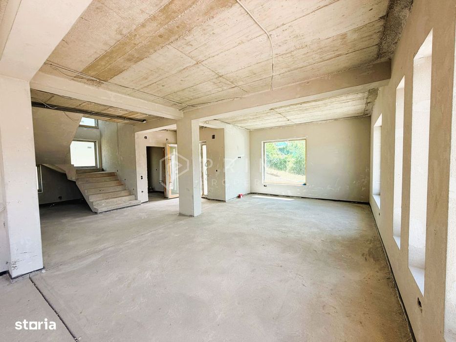 Casă nouă cu arhitectură mediteraneană | Semifinisată | 150 mp utili