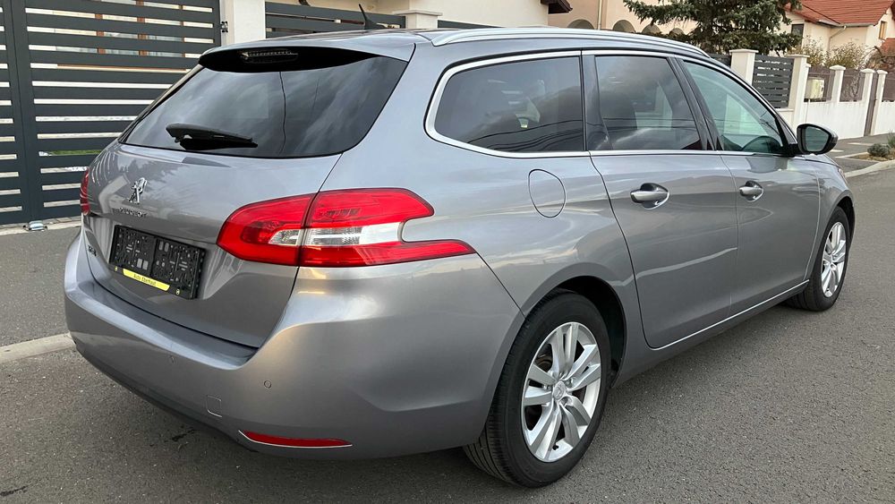 Peugeot 308 1.2 Benzina, 130 Cp ! An 2015, Euro 6 !