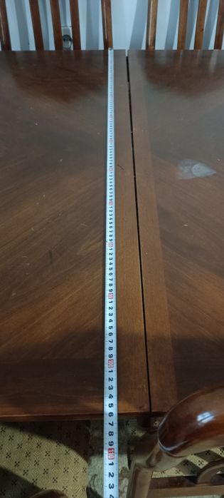 Стол гостевой из красного дерева