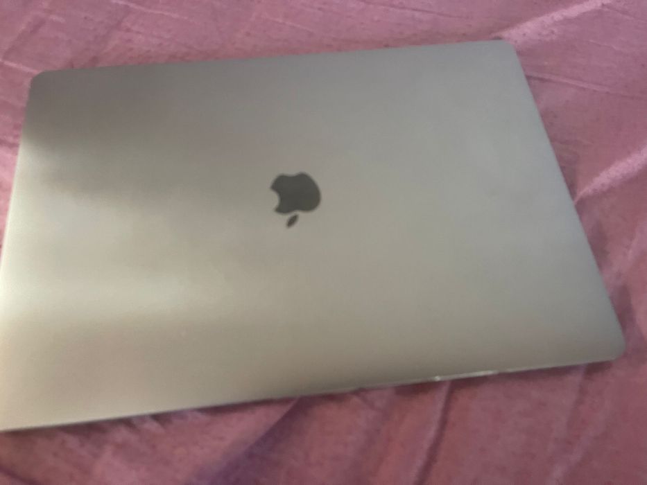 Se vinde macbook