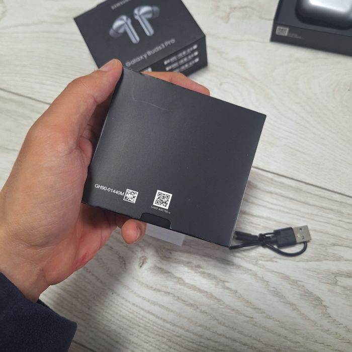 Samsung Galaxy Buds 3 Pro argintii