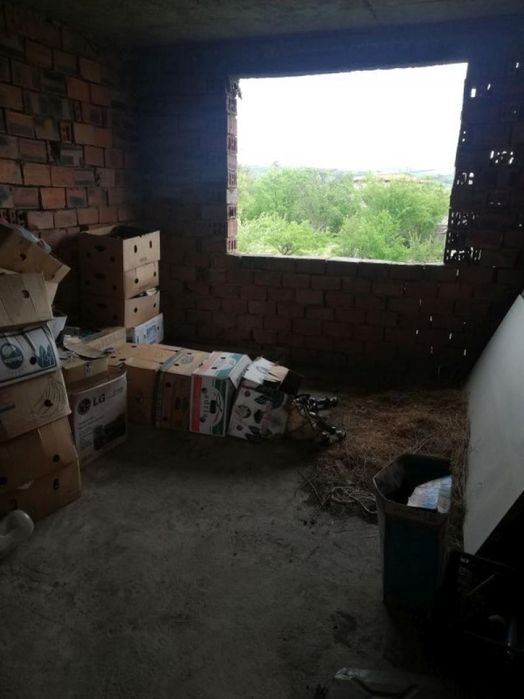 Продава се Къща в с. Ярджиловци, Област Перник - 100 кв.м за 225 €/кв.м - Снимка #18