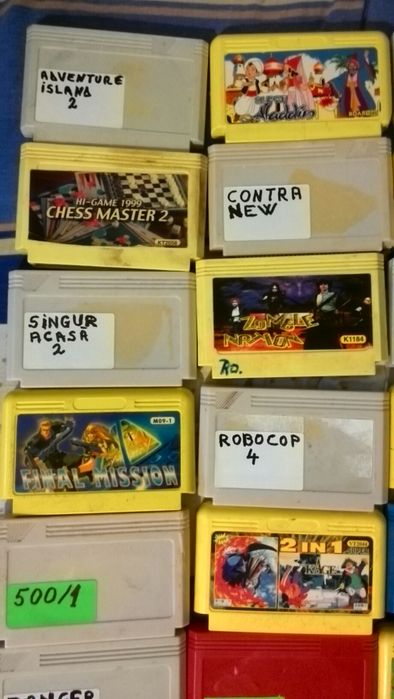 Vând/Schimb 33 casete terminator-nintendo,50 bucata,două fără carcasă.