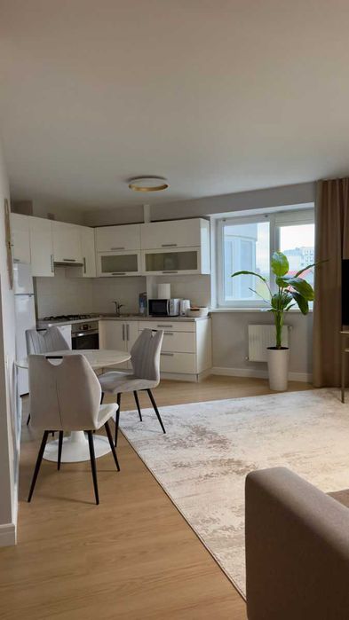 Дава се под наем Двустаен апартамент в София, Редута - 55 кв.м за 380 € - Снимка #2