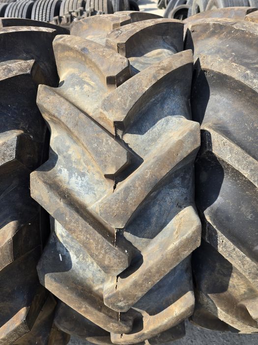 Anvelope 400-80r24 sau 15.5-80r24 BKT