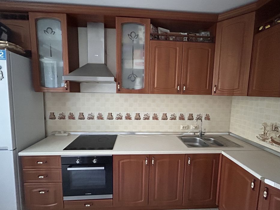 Продаеться Кухонный гарнитур