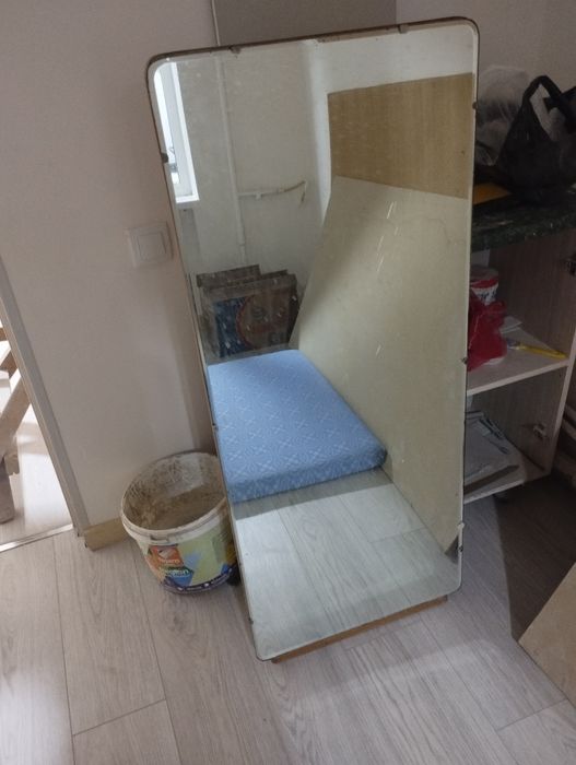 Большой шкаф- шифоньер