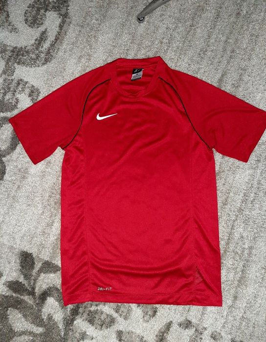 Set 2 tricouri Nike și Puma mărime S.
