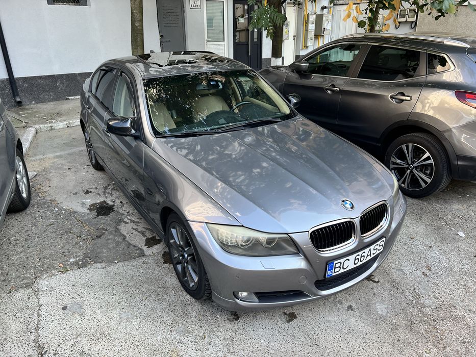 BMW  E90 Seria 3  - 320d