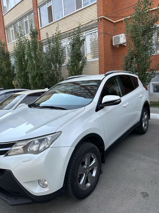 Тайота РАФ4 ,2015