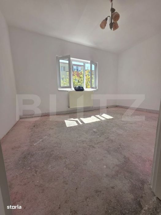 Apartament de vanzare, cu 3 camere, 65 mp, zona Blocuri, Campia Turzii