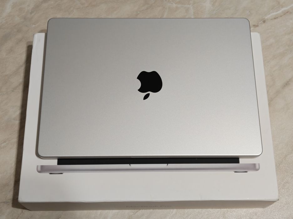 MacBook Pro 14 M4PRO 24/512 20 циклов