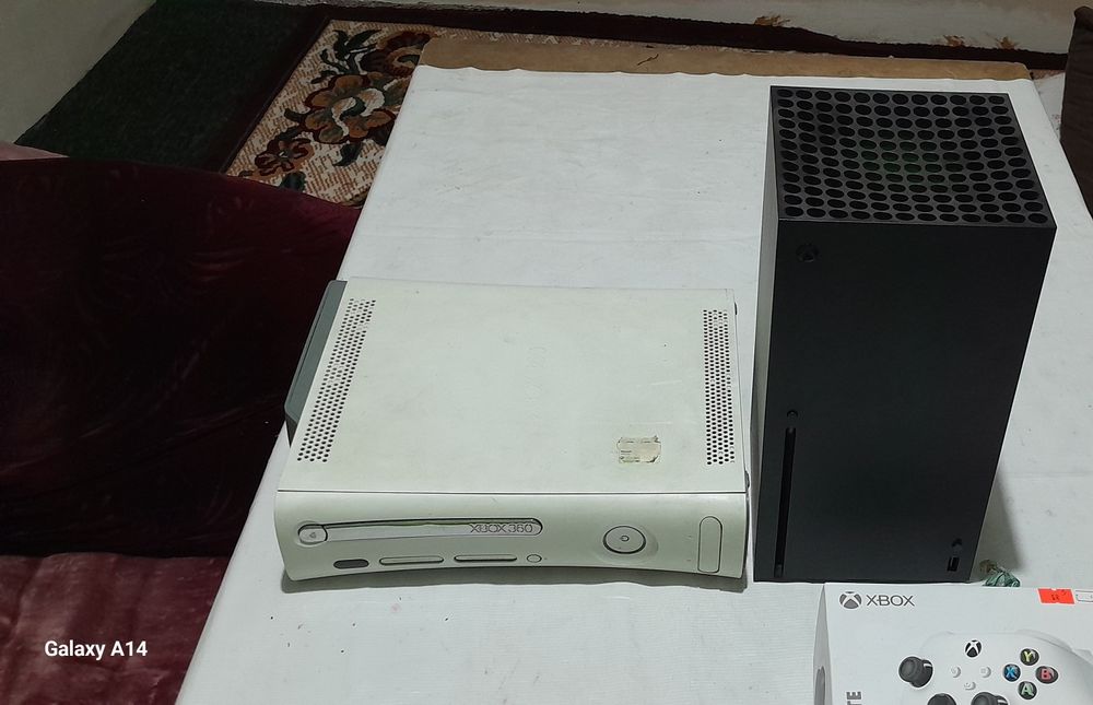 Продам два X boxxa