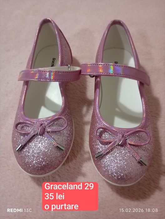 Balerini pentru fetiță