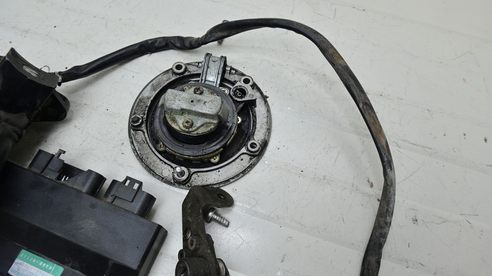 Set Contact Chei Calculator ECU CDI Capac Rezervor Kawasaki ER6N /