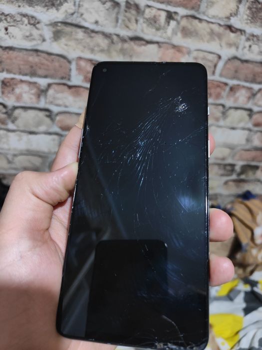 OnePlus 9RT на запчасти