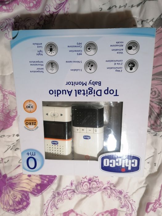 Бебефон Chicco английски