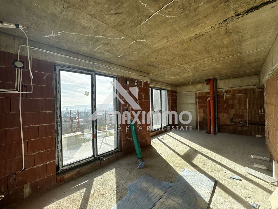 Продава се Тристаен апартамент в Варна, Цветен квартал - 110 кв.м за 714 €/кв.м - Снимка #5