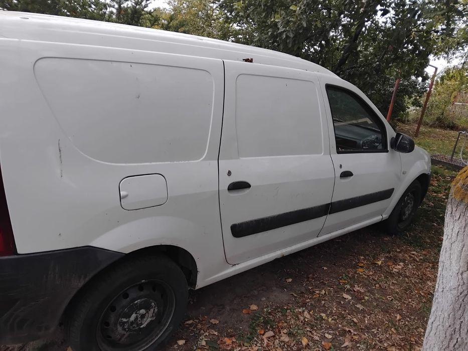 Autoutilitara Dacia