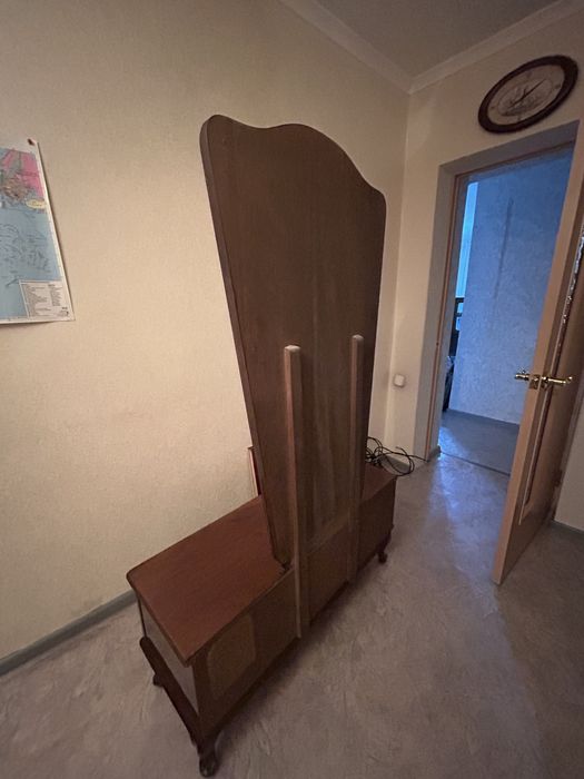 Продам старую мебель