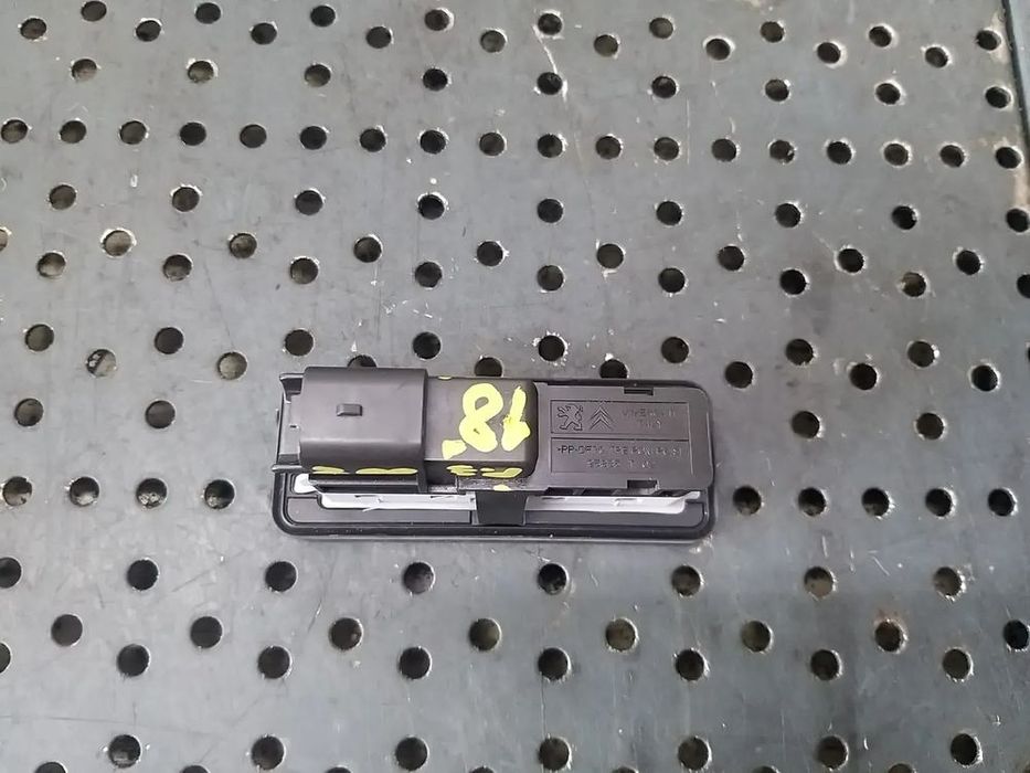 Switch maner deschidere haion peugeot 3008 2 9676028380