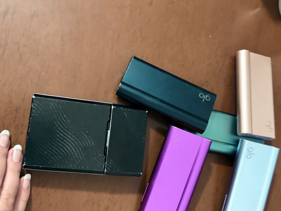 Dispozitive glo plus o tabachera