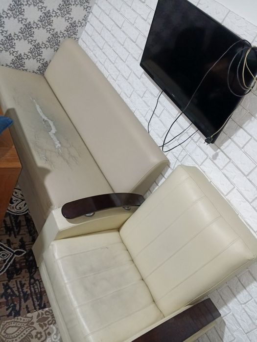 mebel divan holati yaxshi