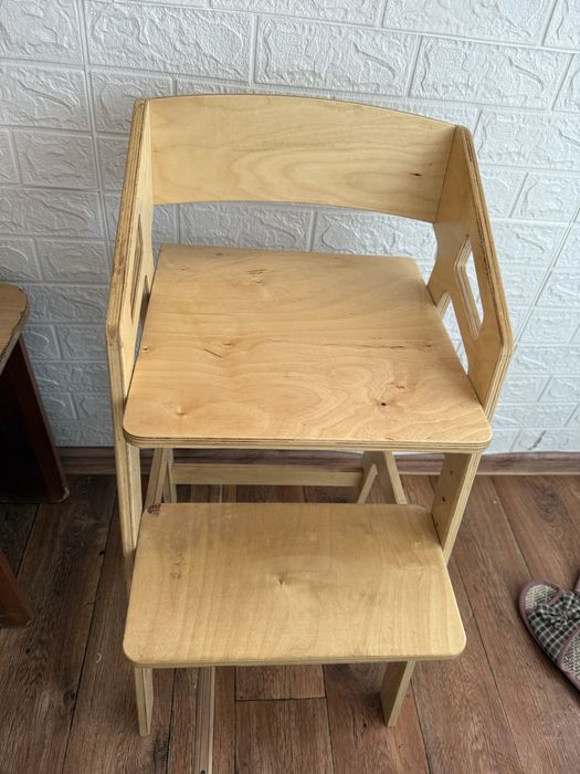 Растущий столик для ребенка