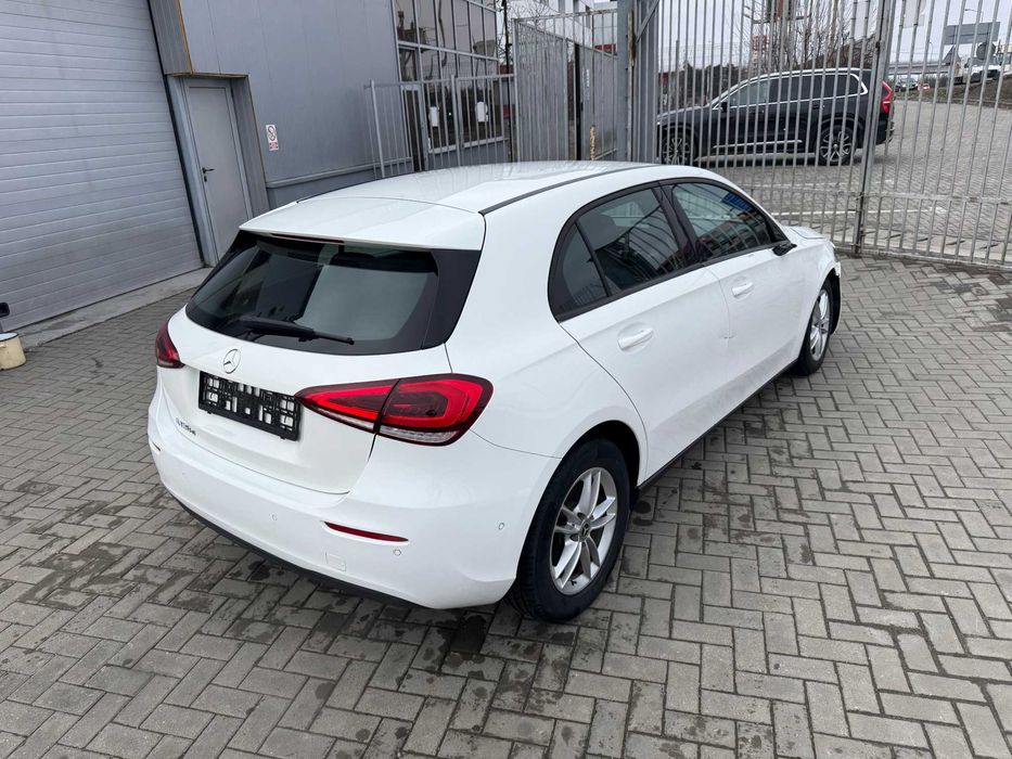 Mercedes A-Class 180d Automat – 2019 – LED, ușor avariat TVA inclus