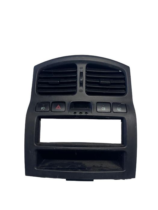 Grila De Ventilatie Bord Centrala Hyundai Santa Fe I Sm 2000 - 2006 94520-26500