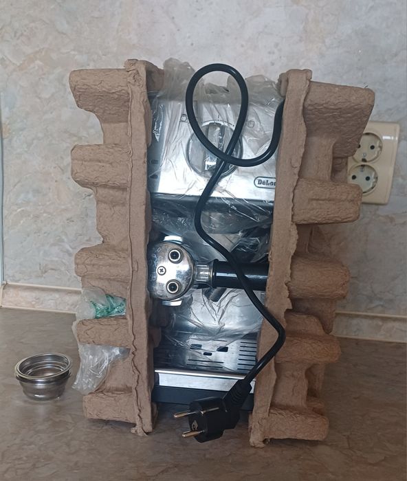 Кафе машина Delonghi