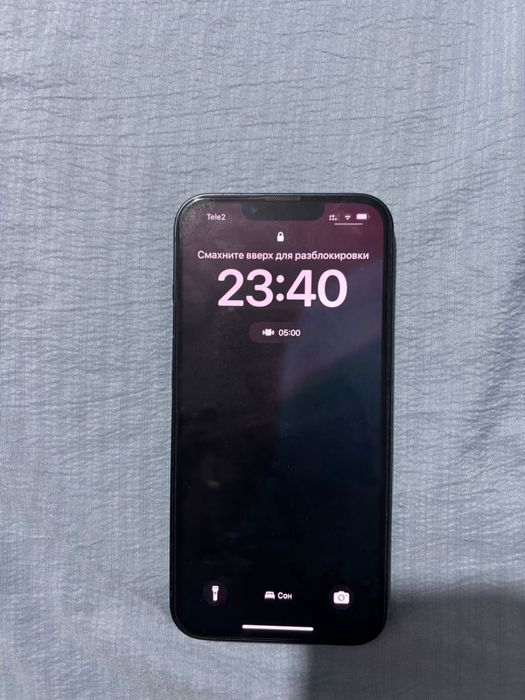 Продам айфон 13