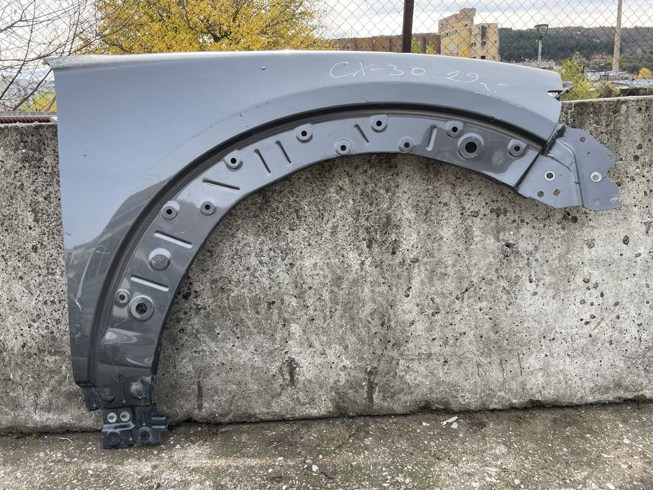 Десен калник за Mazda CX30 Мазда ЦХ30  2019г-