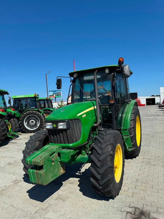 Tractor John Deere 5725