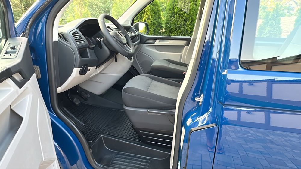 VW T6 - 8 locuri - 11/2017 - 2.0 diesel 150 cp - Posibilitate RATE