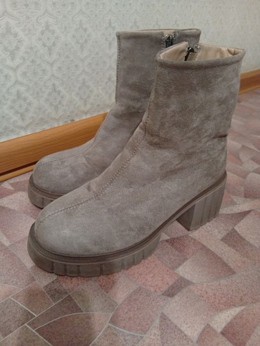 Женская Обувь зимняя отличном состояние