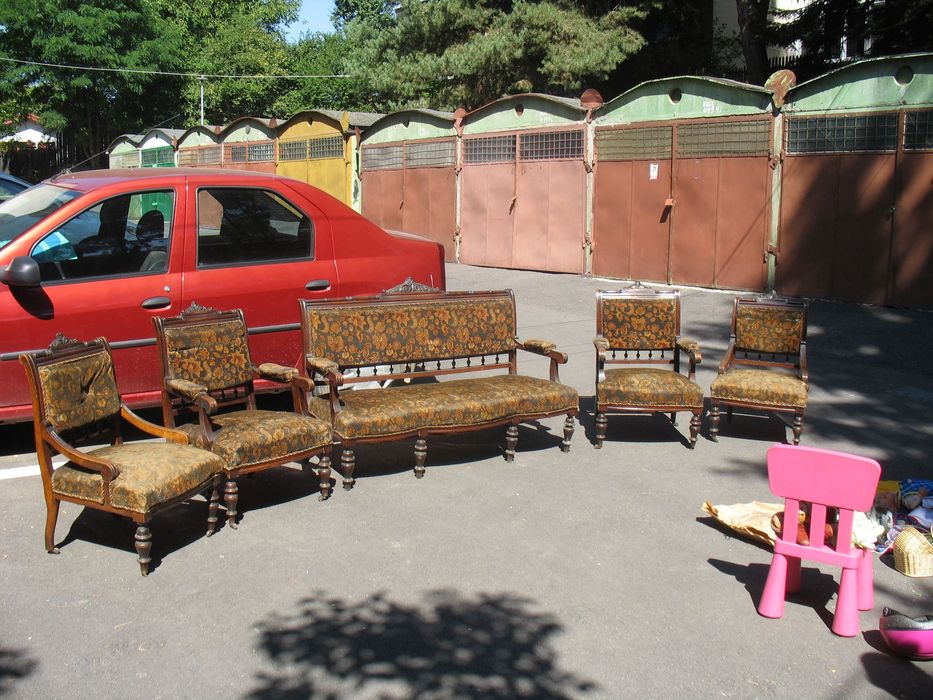 Mobilier antic- set de mobilier