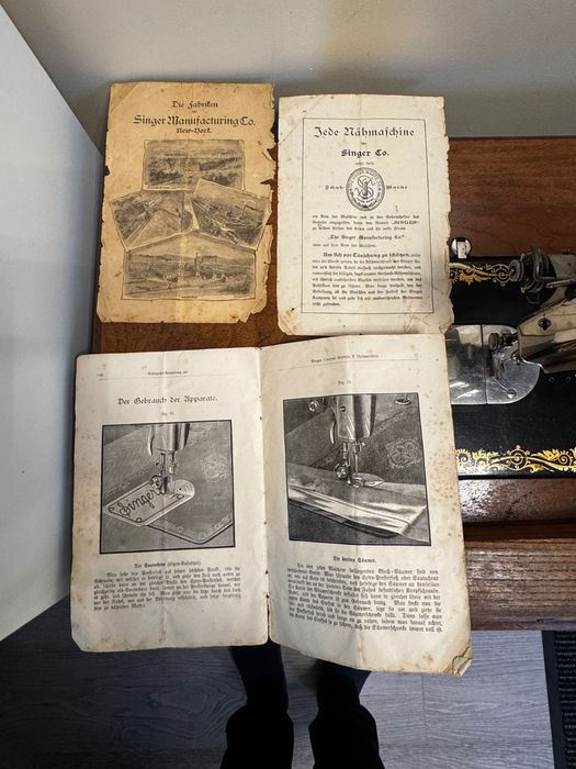 Singer mașina de cusut