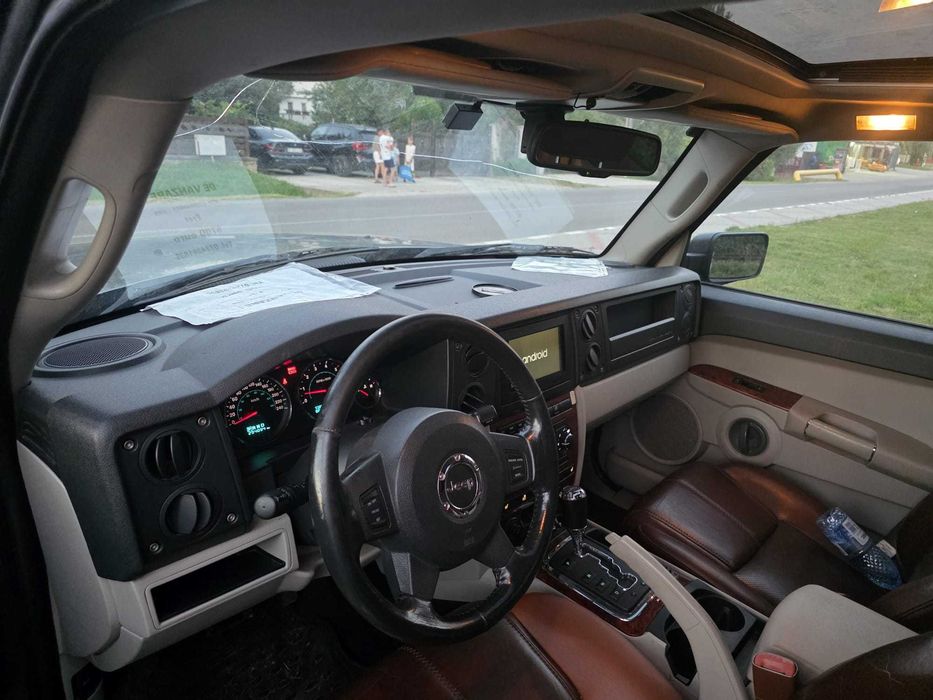 Jeep Commander de vanzare