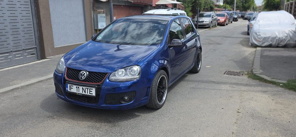 VOLKSWAGEN Golf 2005