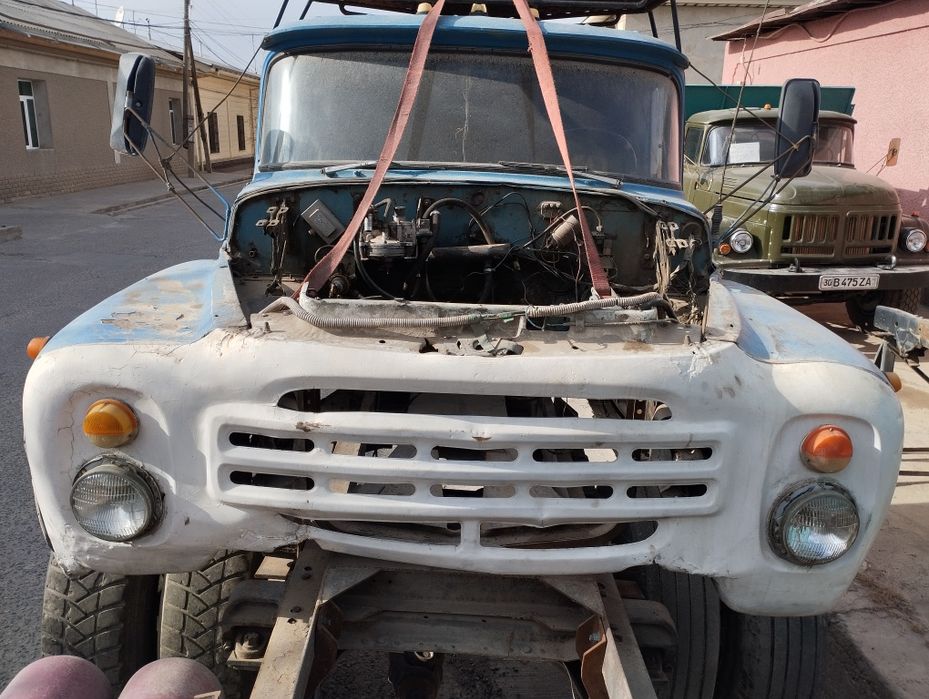 Zil kabinasi sotiladi .