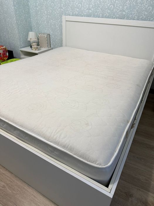 Продам два матраса в одни руки