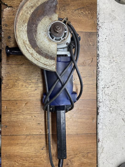 КИРА Лепсе 230 шлифмашинка болгарка