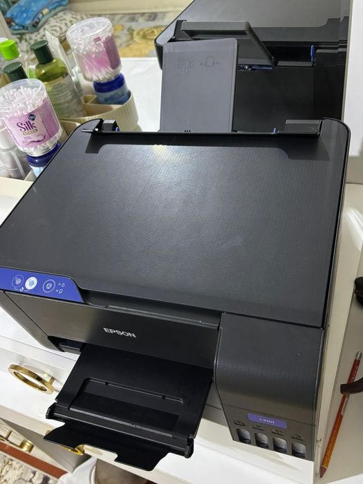 Принтер цветной  EPSON