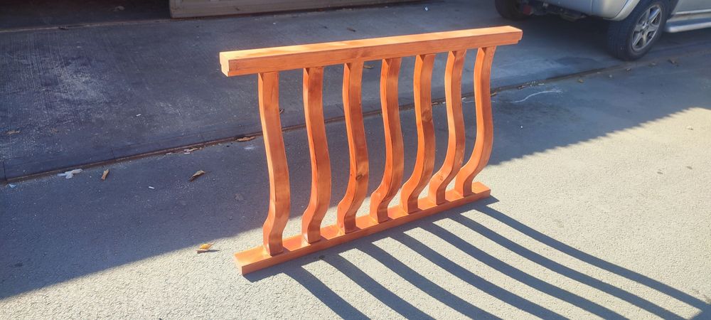 Деървен парапет по поръчка